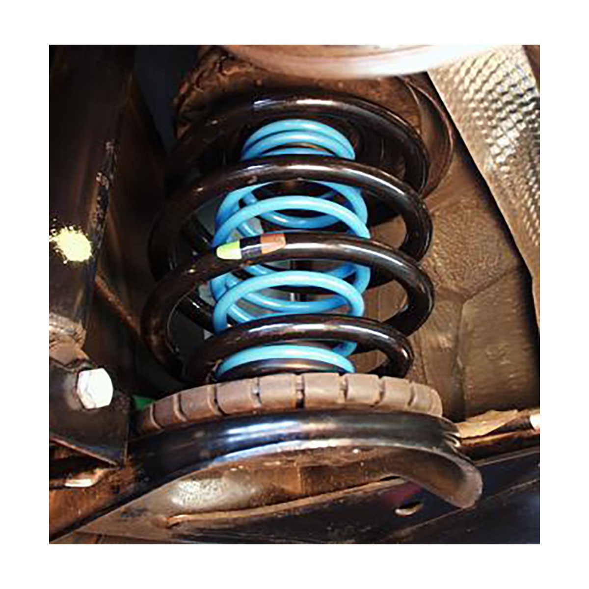 Ελατήρια  πίσω  άξονα MAD για VW Touran (2003-2015) Image 1